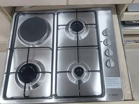 Qaz plitəsi "Bosch PBY6C5B62O — sobalar və plitələr