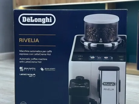 Delonghi Rivelia 440.55 — qəhvə maşınları