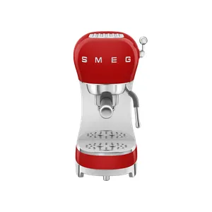 Smeg Qırmızı Espresso kofe maşını ECF02RDEU